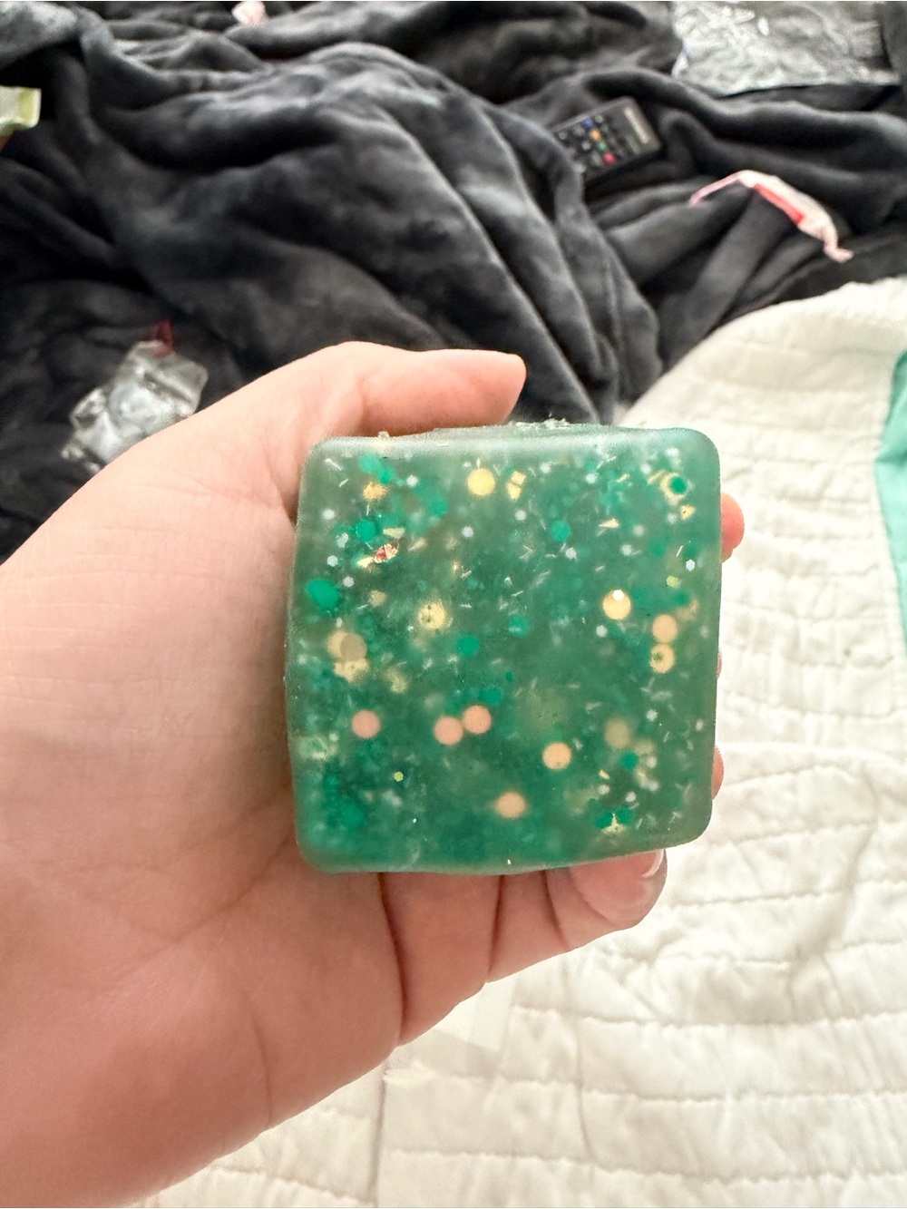 Green Glitter cube squishy